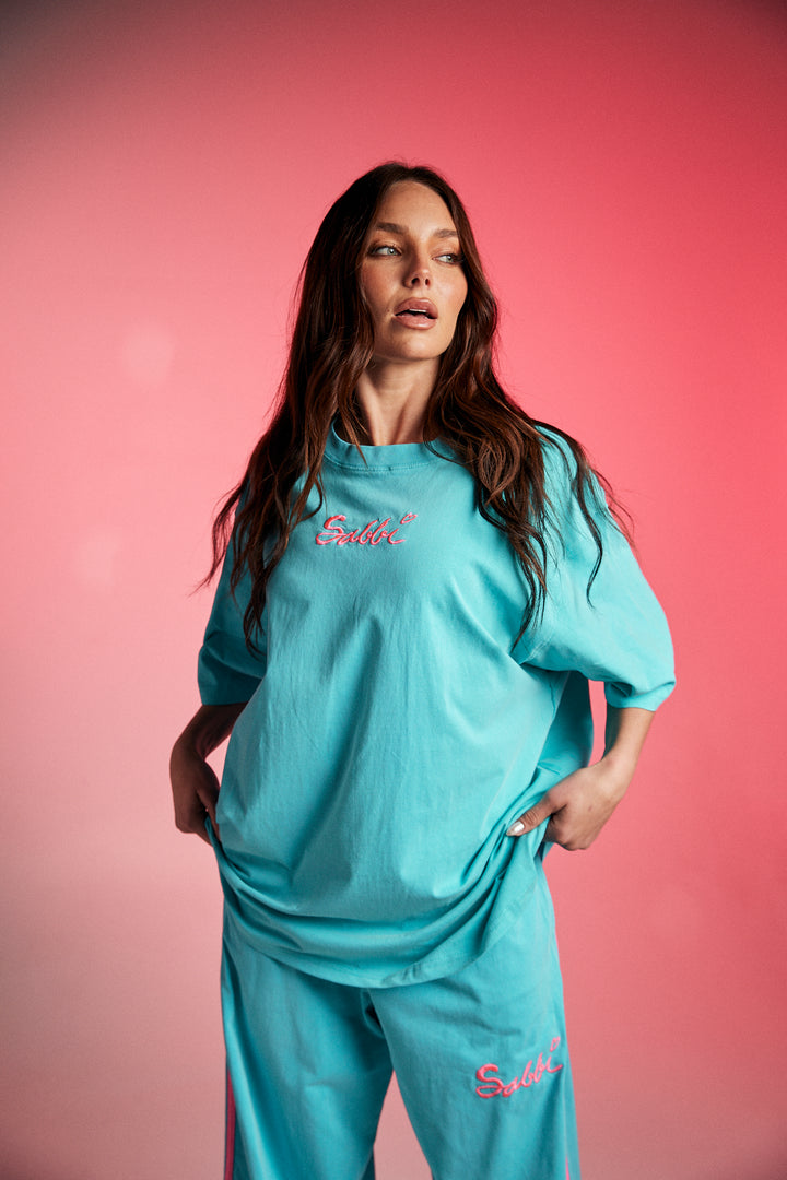 THE VERY OVERSIZED STANDOUT TEE - FLURO BLUE