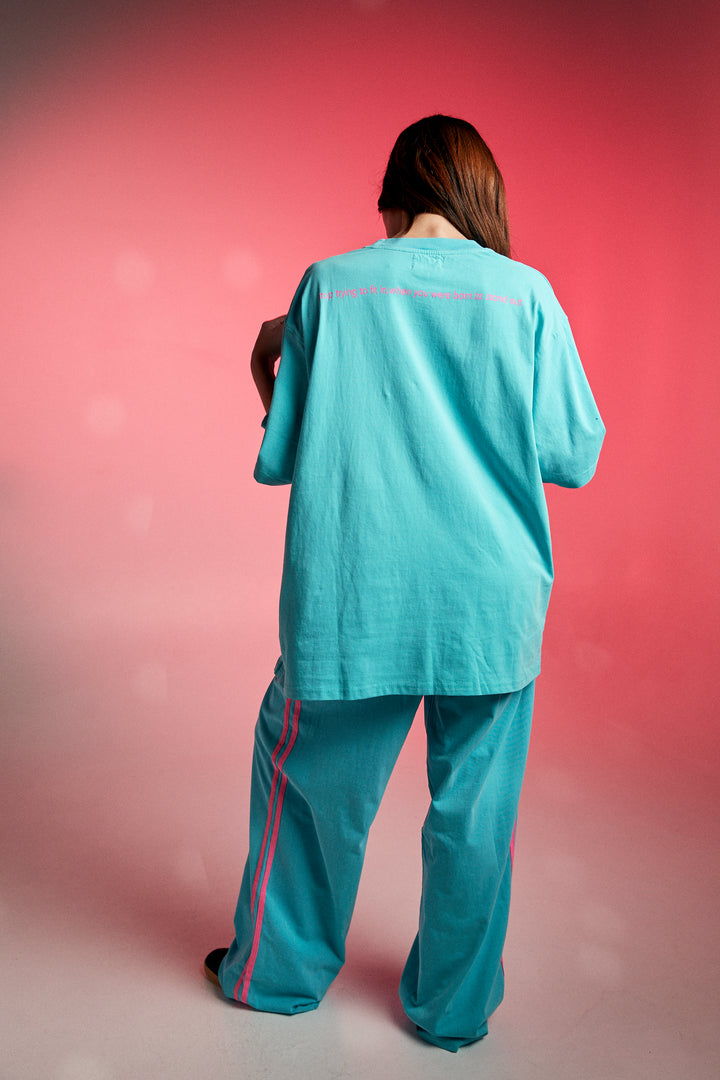 THE VERY OVERSIZED STANDOUT TEE - FLURO BLUE