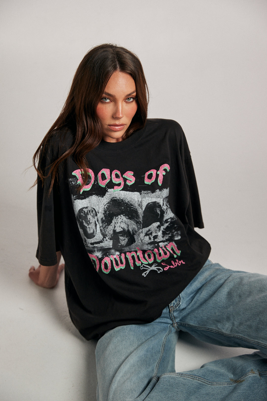 DOGS TEE - BLACK