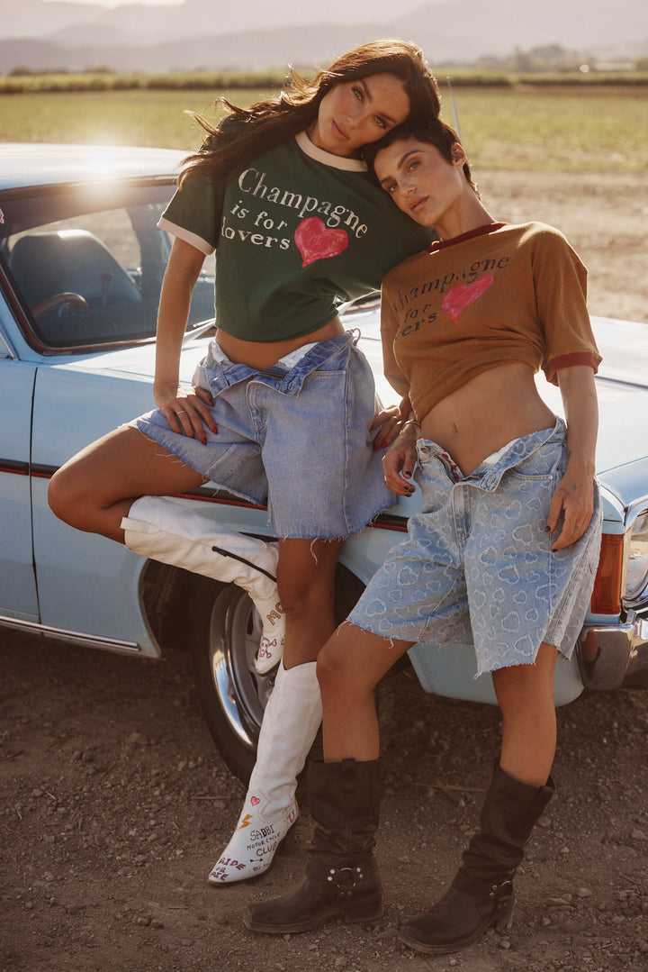 THE CHAMPAGNE IS FOR LOVERS TEE - GREEN