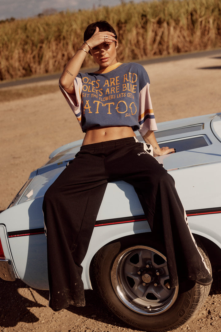 THE VERY OVERSIZED ROSES + TATTOOS TEE - BLUE