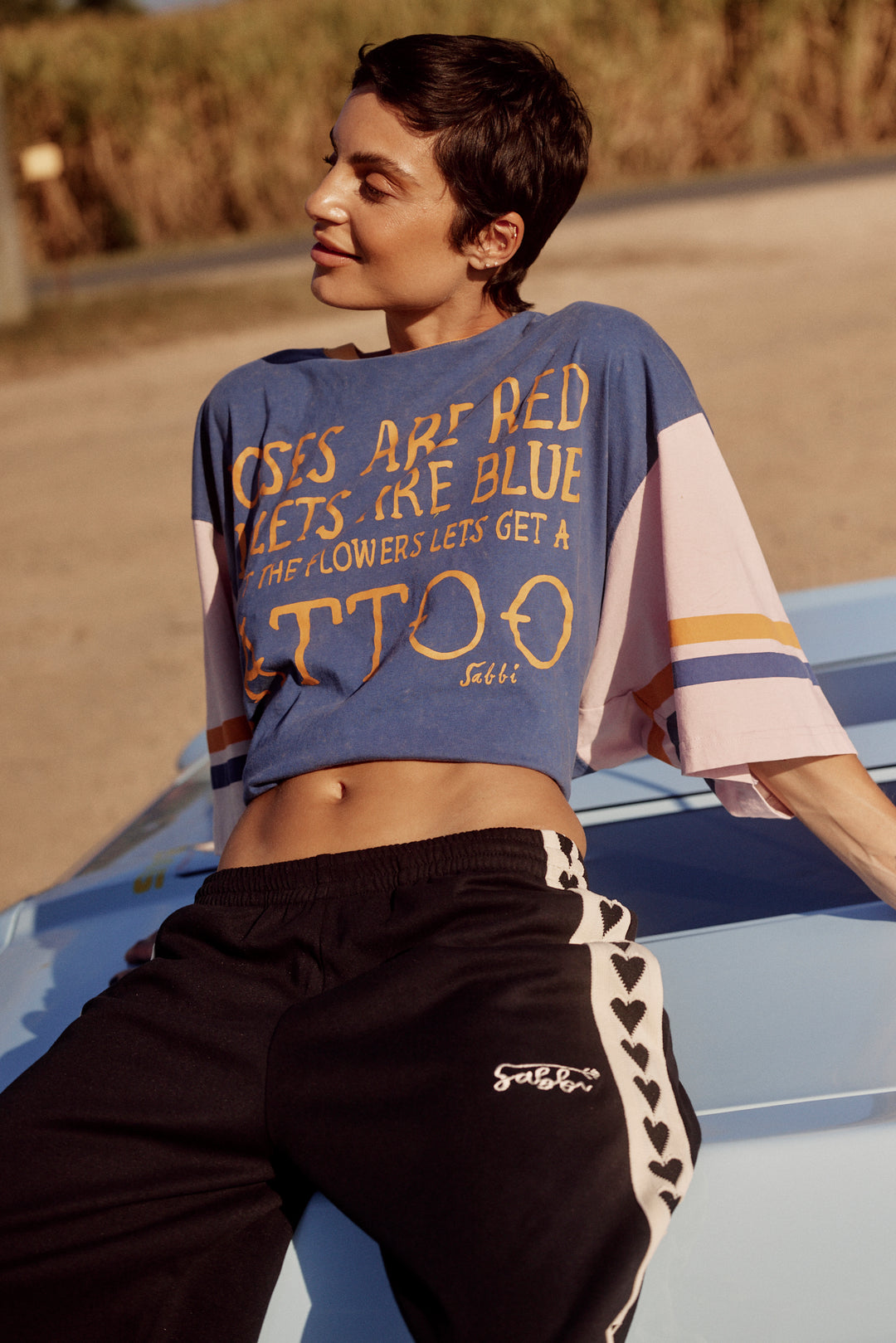 THE VERY OVERSIZED ROSES + TATTOOS TEE - BLUE