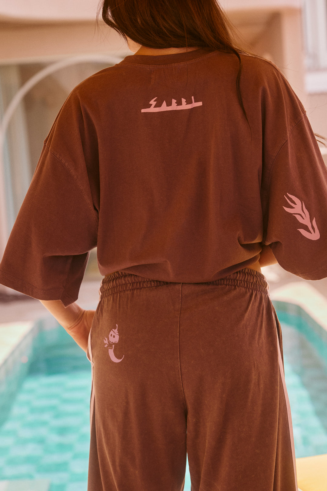 THE VERY OVERSIZED TACO TEQUILA TEE - COFFEE