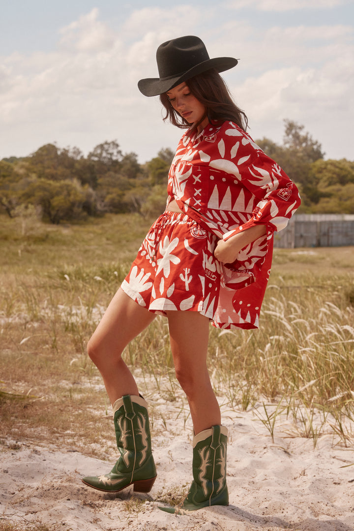 THE ALTOS SHORT - RED LINEN