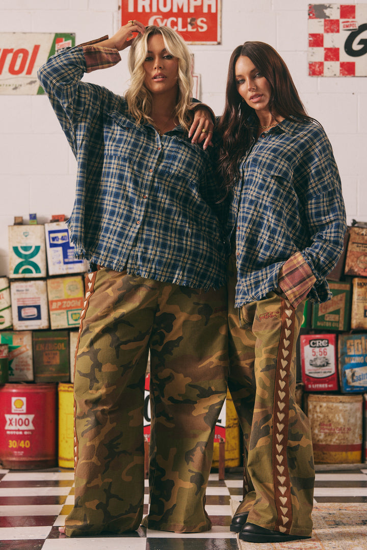 BE YOUTIFUL SABBI HOTEL FLANNEL SHIRT -BLUE