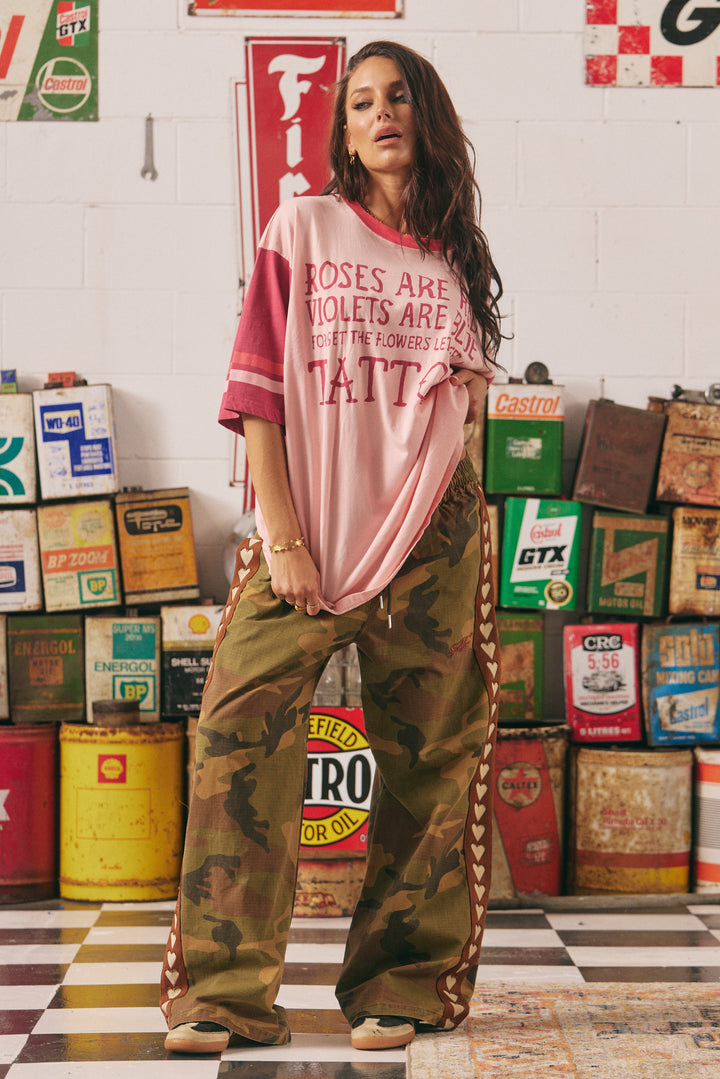 THE VERY OVERSIZED ROSES + TATTOOS TEE - PINK