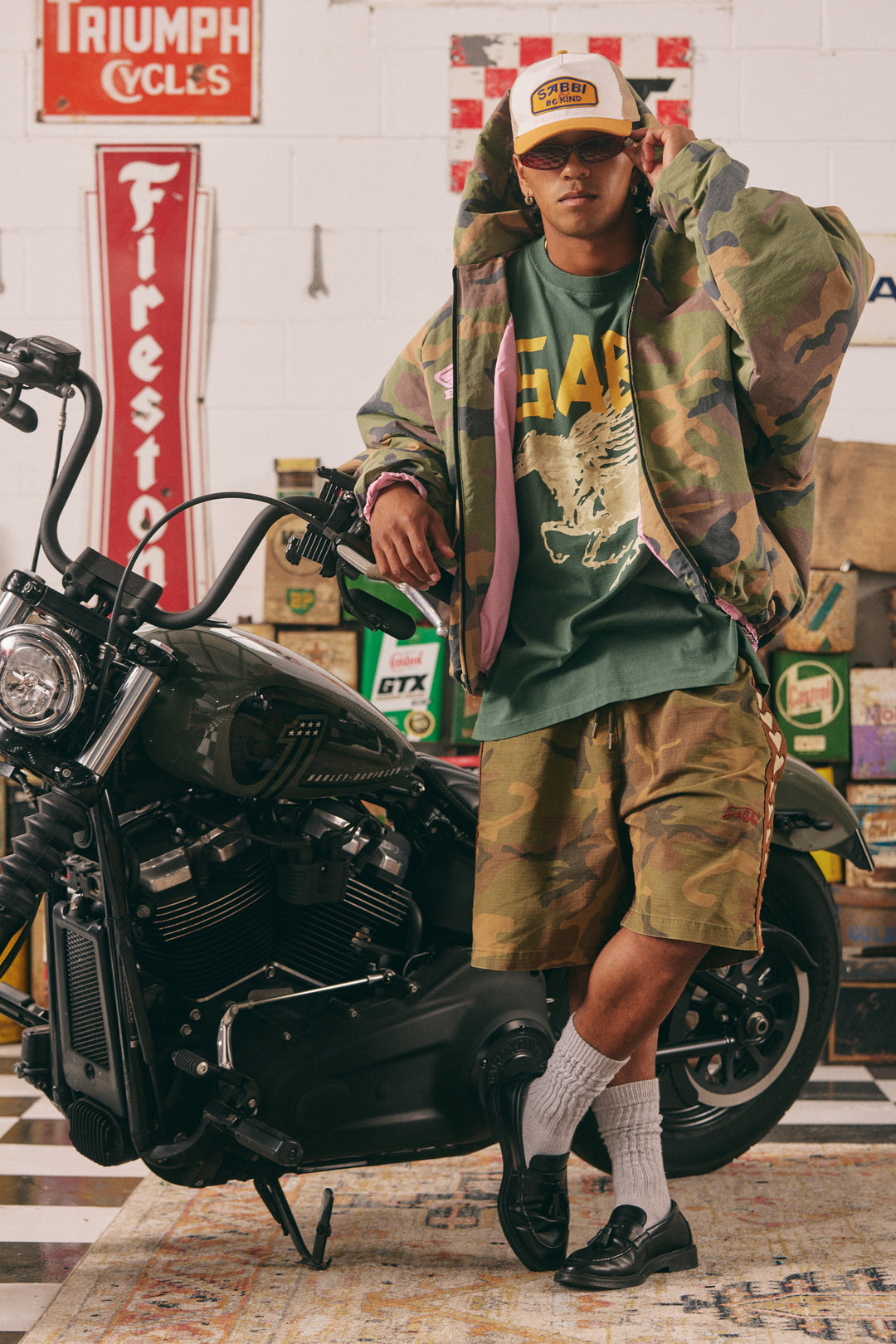 THE CANVAS RAVING HEARTS SHORTS - CAMO