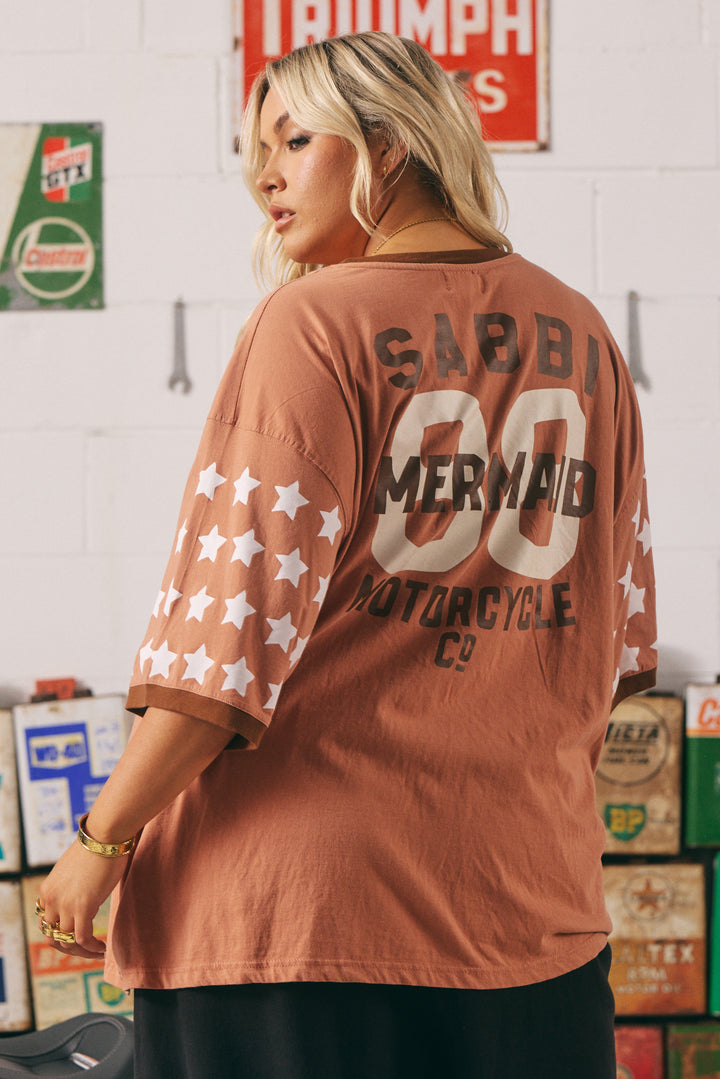 THE VERY OVERSIZED DREAM BIG BRENDA TEE - CLAY