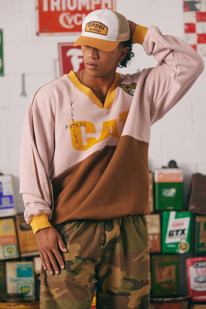 CAT V NECK CREW - PEACH & BROWN