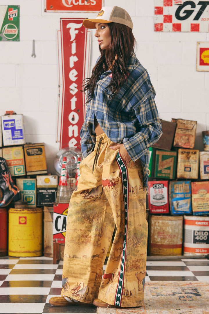 THE RAVING STARS PANTS - NEIGH QUEEN