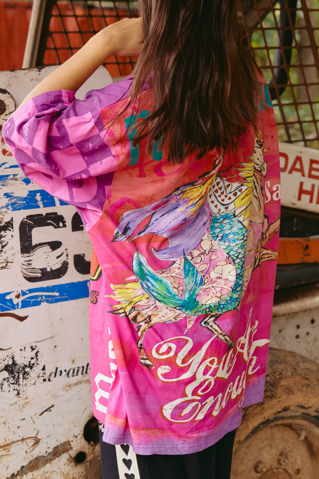 THE VERY OVERSIZED ITS GANGSTER TEE - PINK