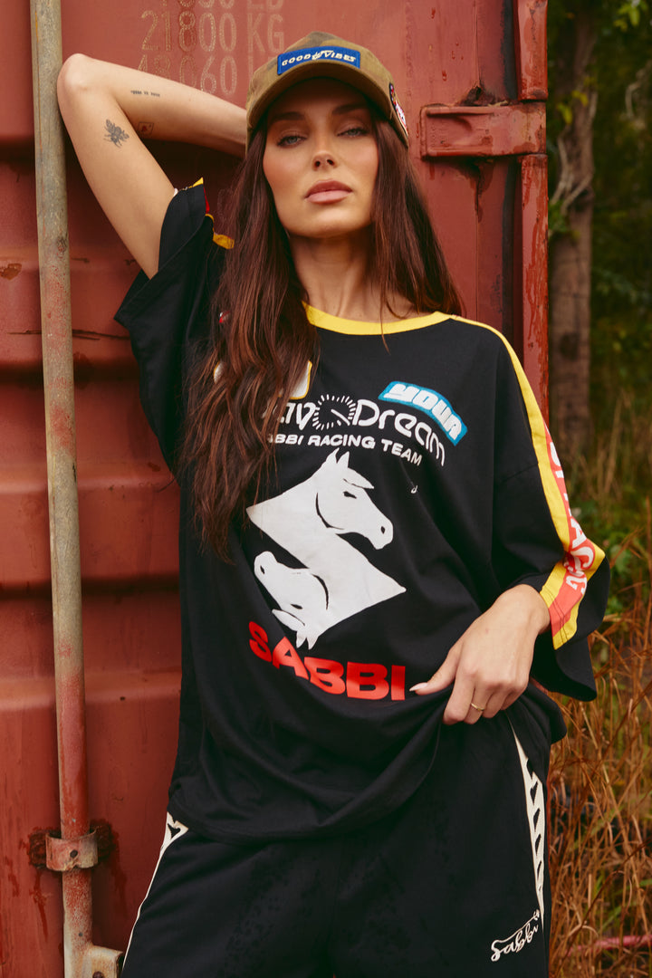 THE VERY OVERSIZED DON'T QUIT YOUR DAY DREAM TEE - BLACK