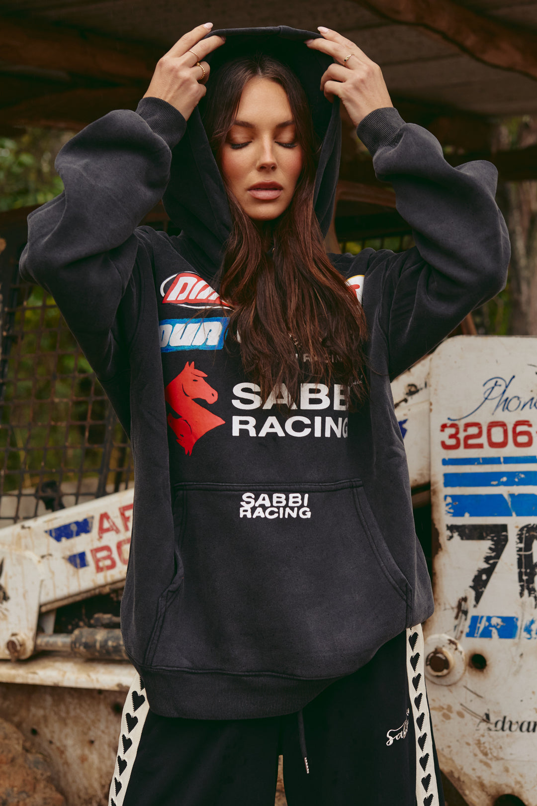 THE DON'T QUIT YOUR DAY DREAM HOODIE - BLACK