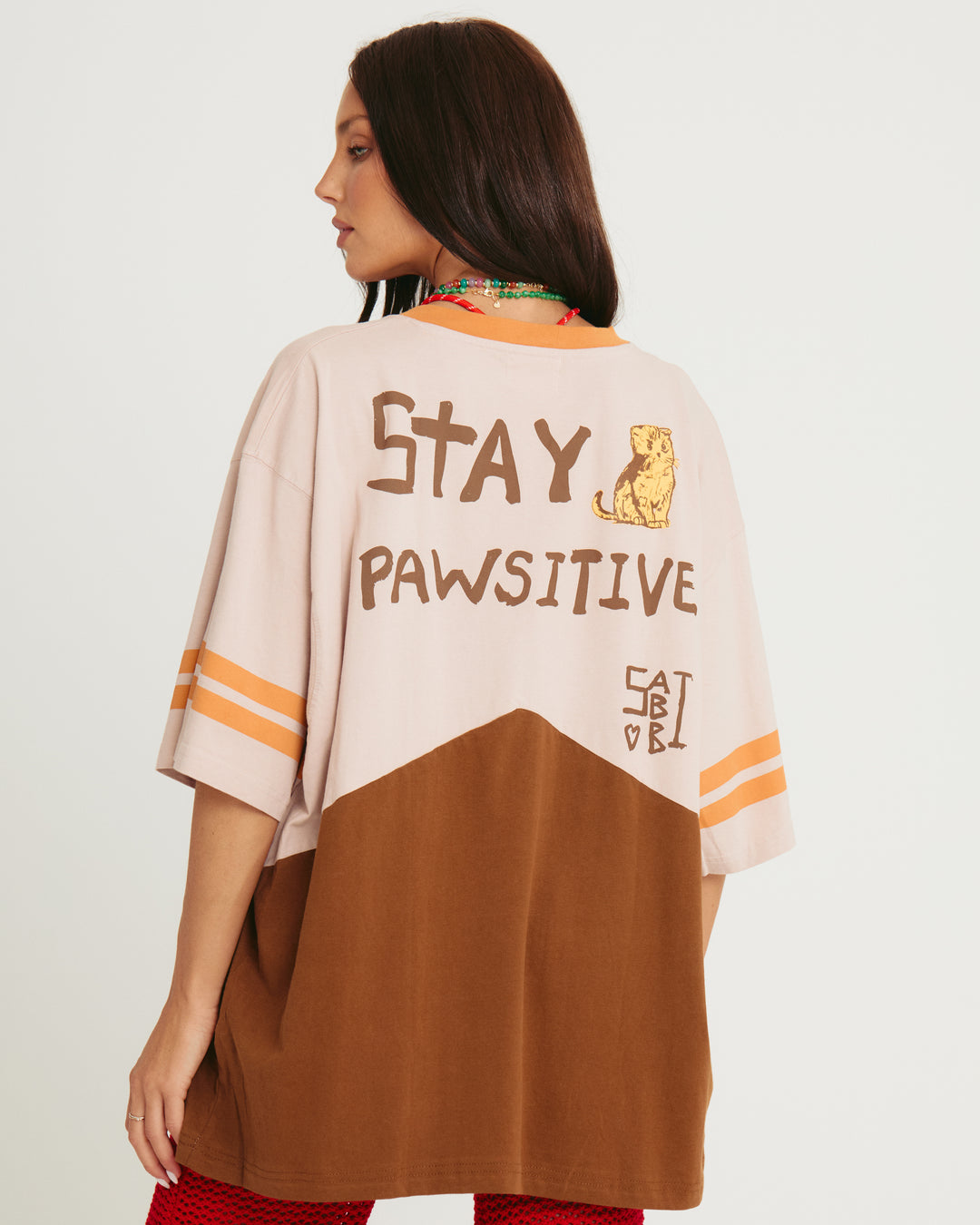 CAT V NECK TEE - PEACH & BROWN