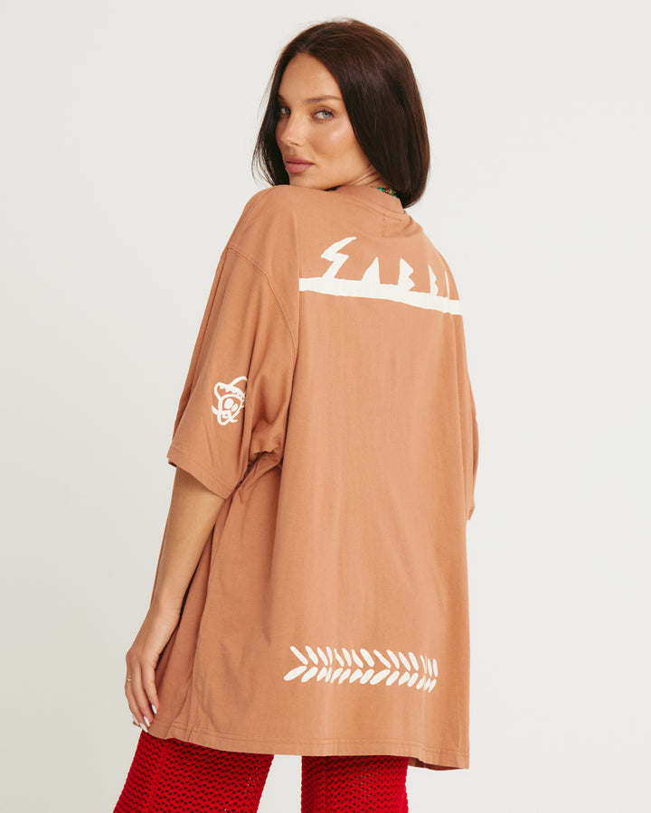 THE VERY OVERSIZED MARGIE TEE  - MOCHA