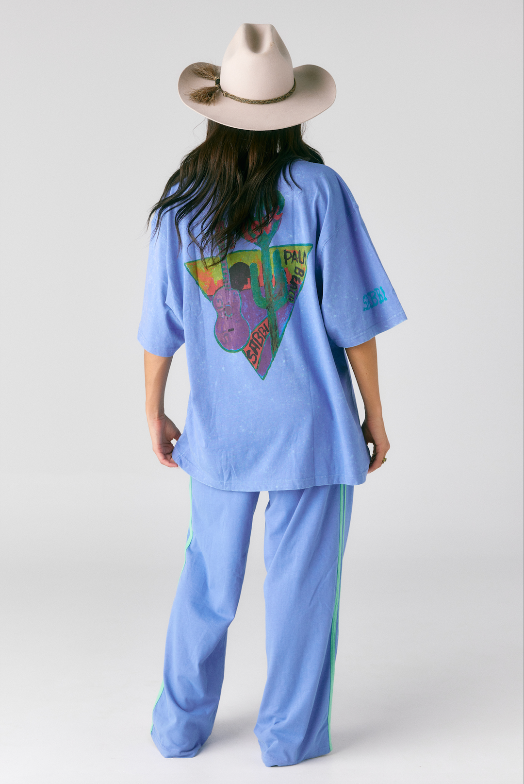 THE VERY OVERSIZED I LOVE COUNTRY MUSIC TEE - PERIWINKLE