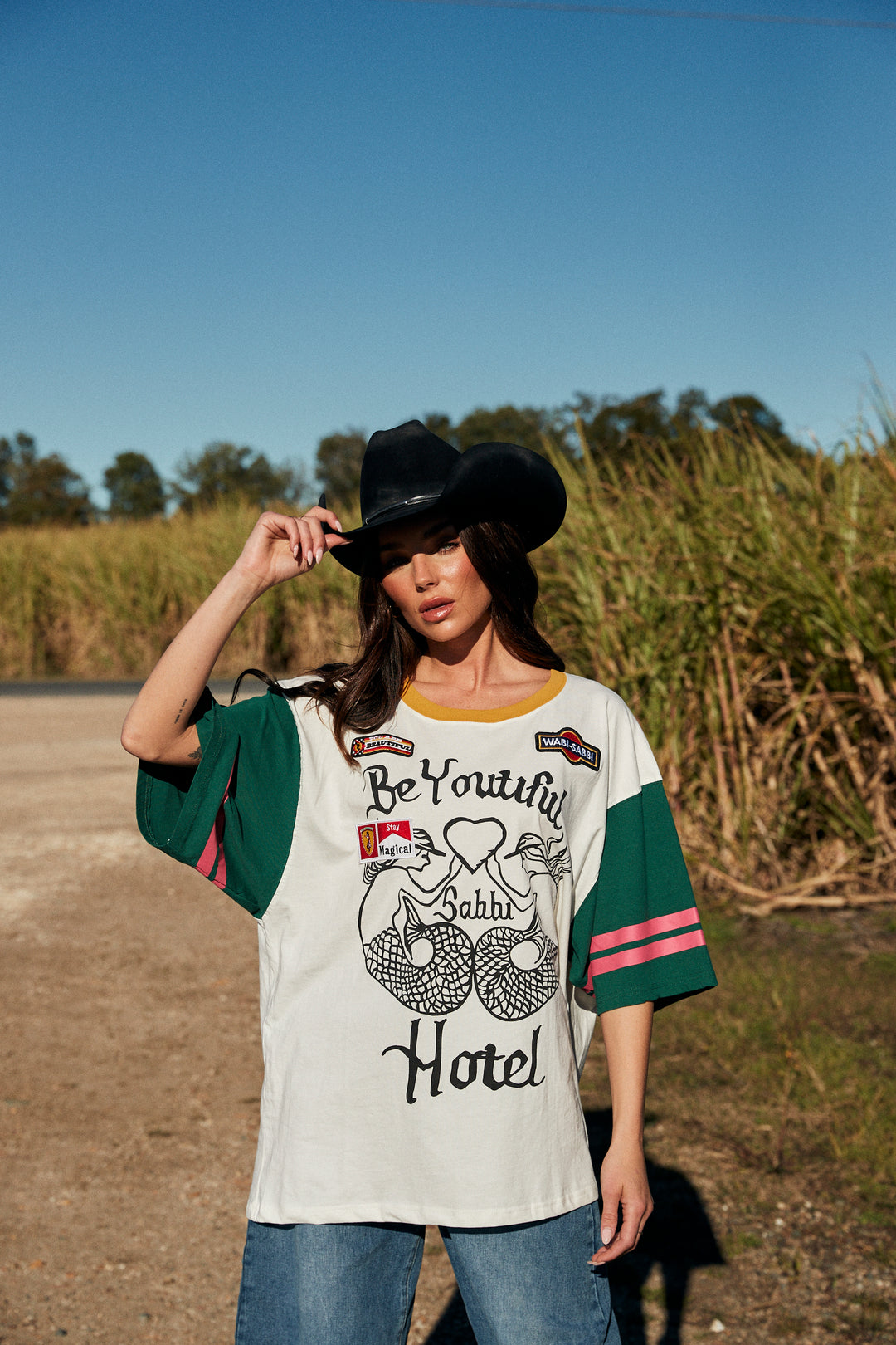 THE VERY OVERSIZED BEYOUTIFUL HOTEL TEE - MARSHMELLOW