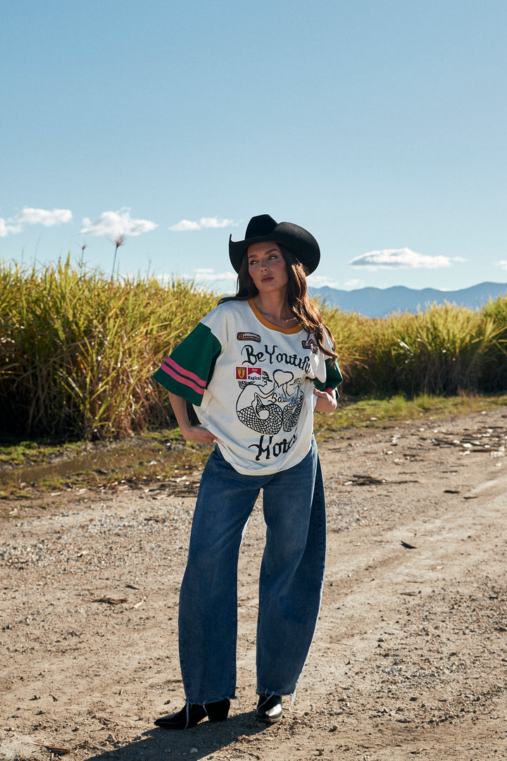 THE VERY OVERSIZED BEYOUTIFUL HOTEL TEE - MARSHMELLOW