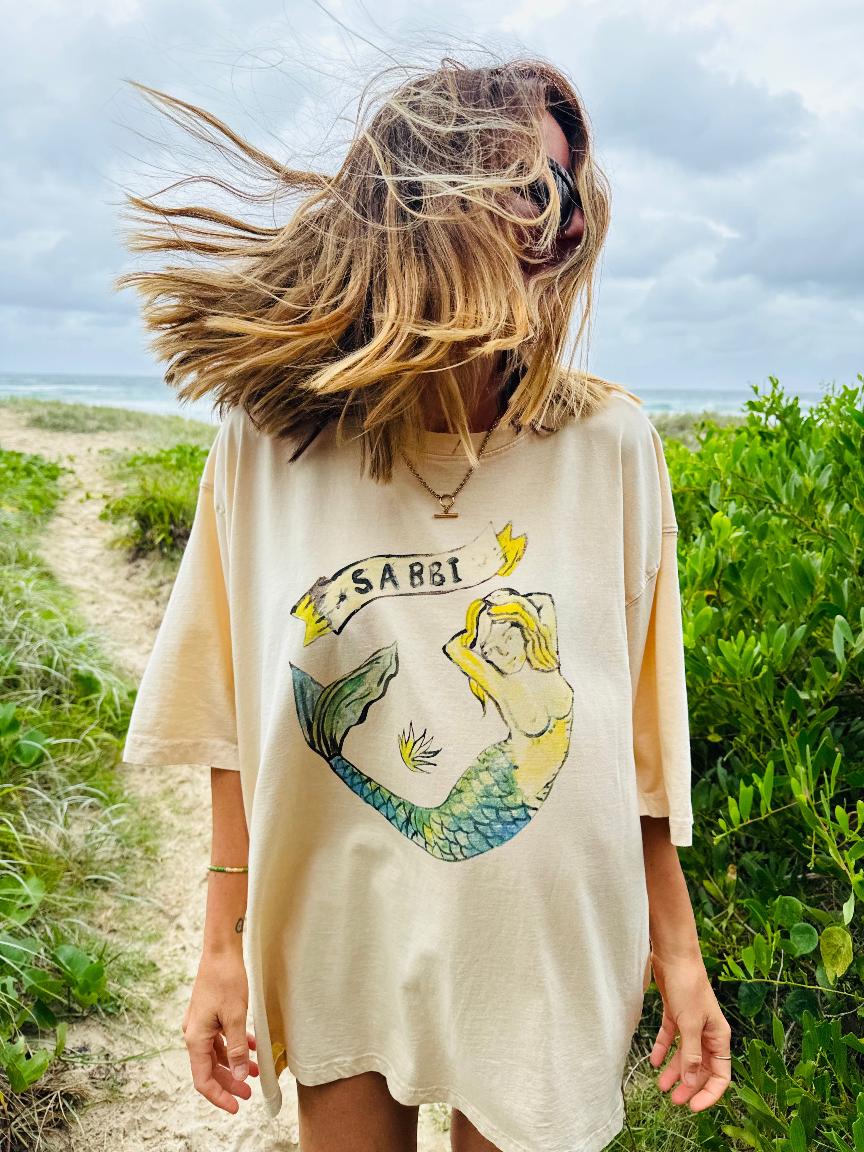 THE VERY OVERSIZED MERMAID TEE SABBI