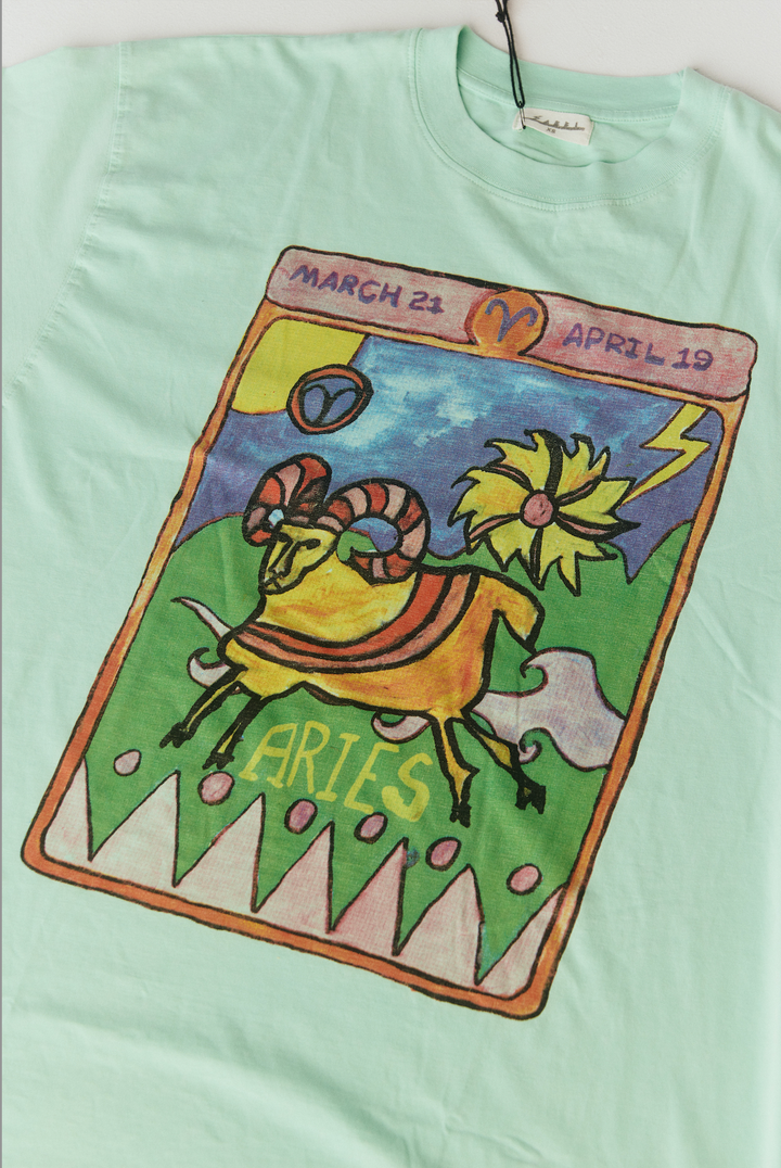 THE VERY OVERSIZED ARIES TEE - GREEN