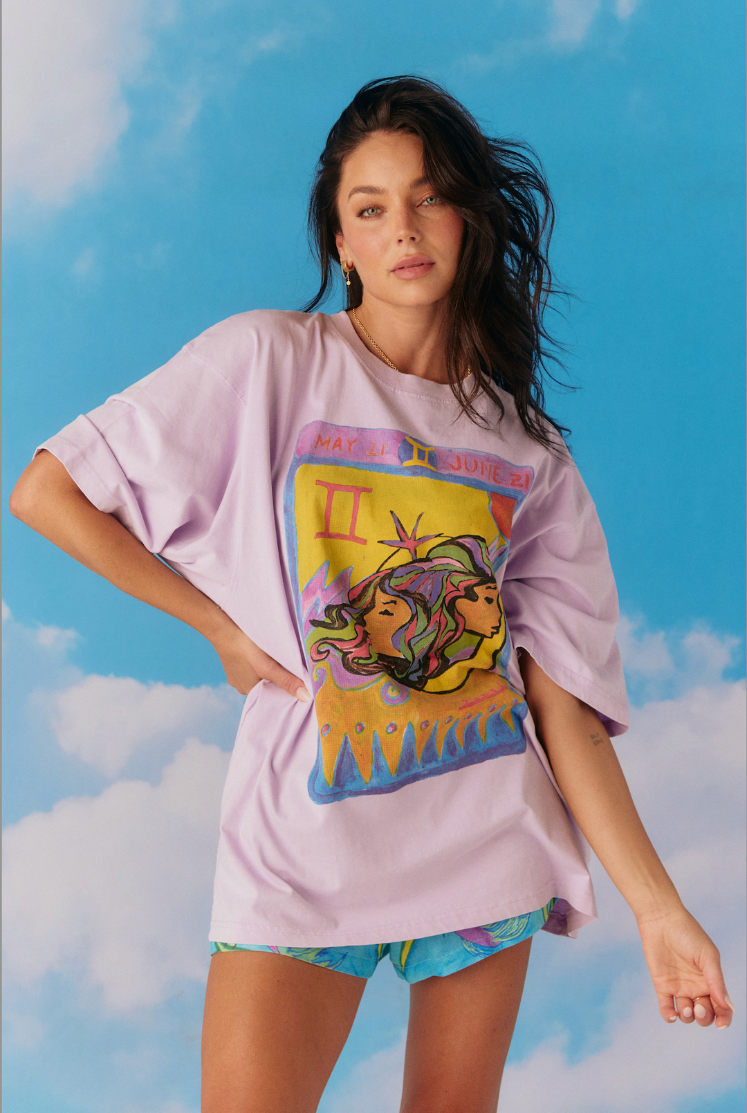 THE VERY OVERSIZED GEMINI TEE - LILAC