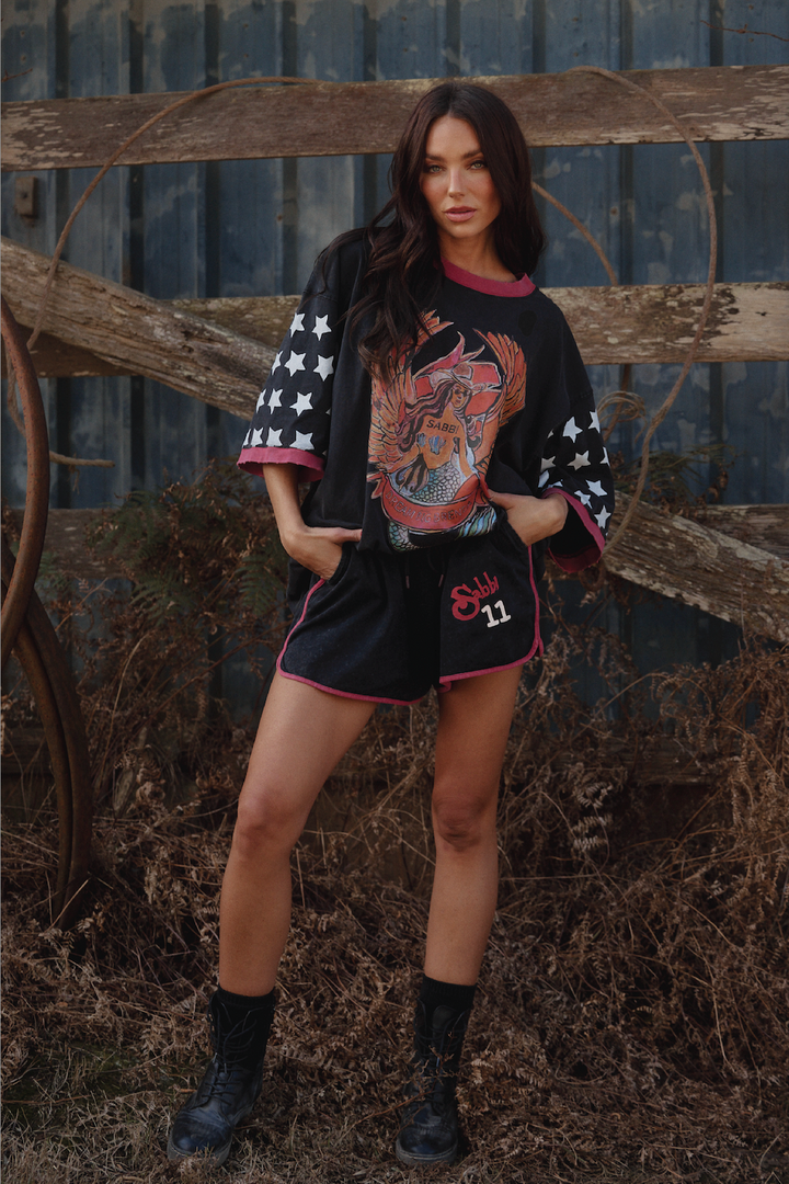 THE VERY OVERSIZED VINTAGE DREAM BIG BRENDA TEE- BLACK