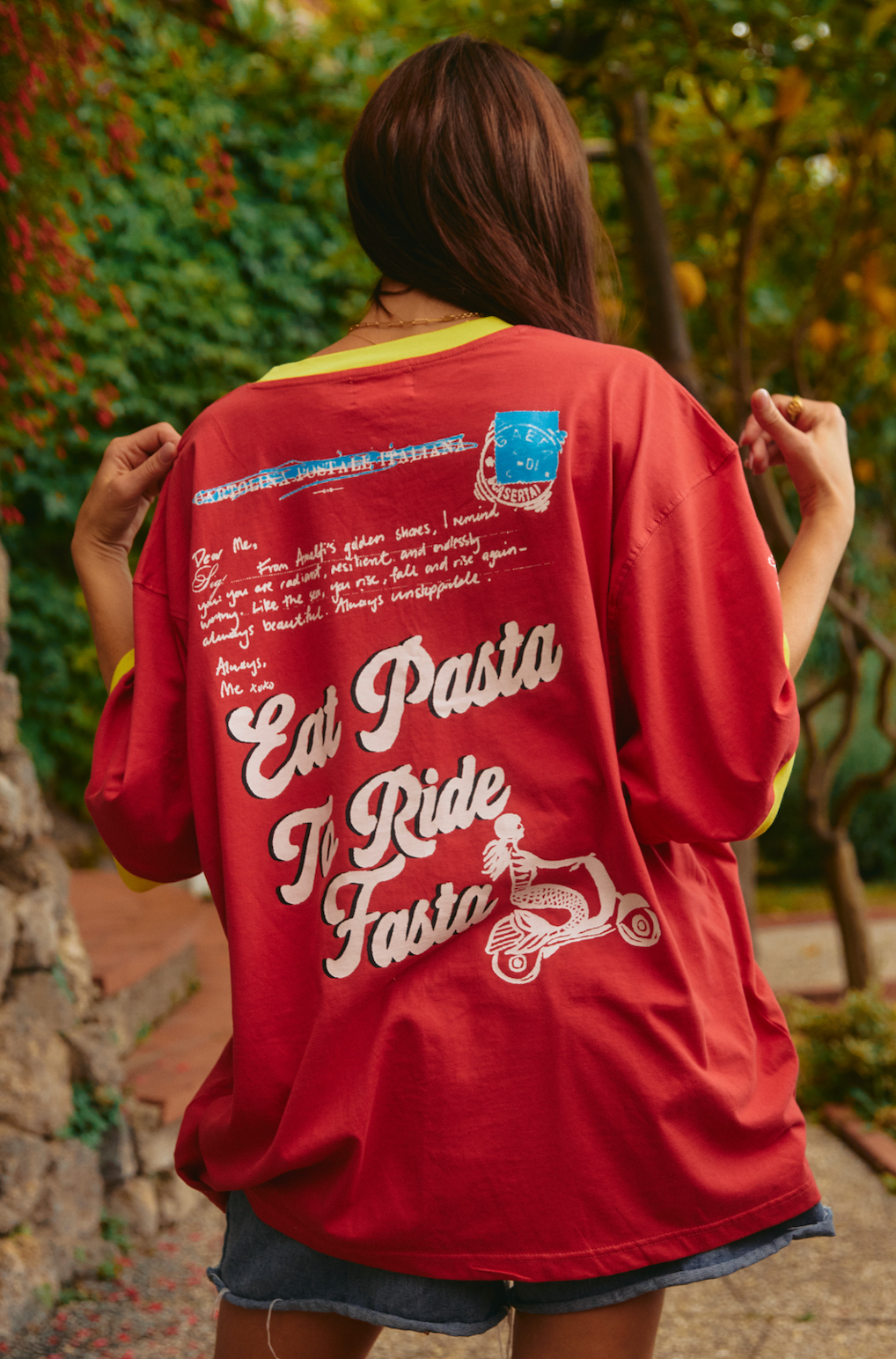 THE VERY OVERSIZED LOVE NOTES TEE - AMALFI - RED