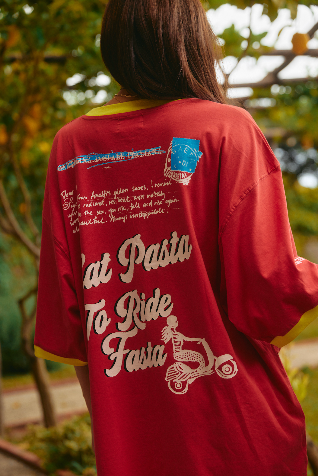 THE VERY OVERSIZED LOVE NOTES TEE - AMALFI - RED