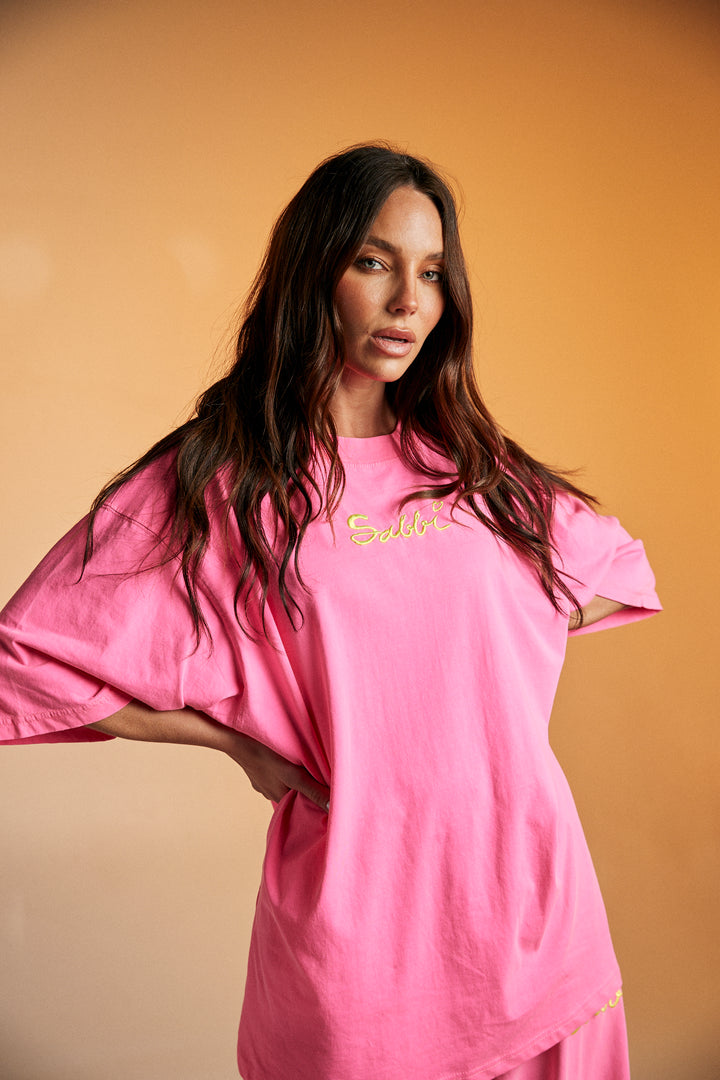 THE VERY OVERSIZED STANDOUT TEE - FLURO PINK
