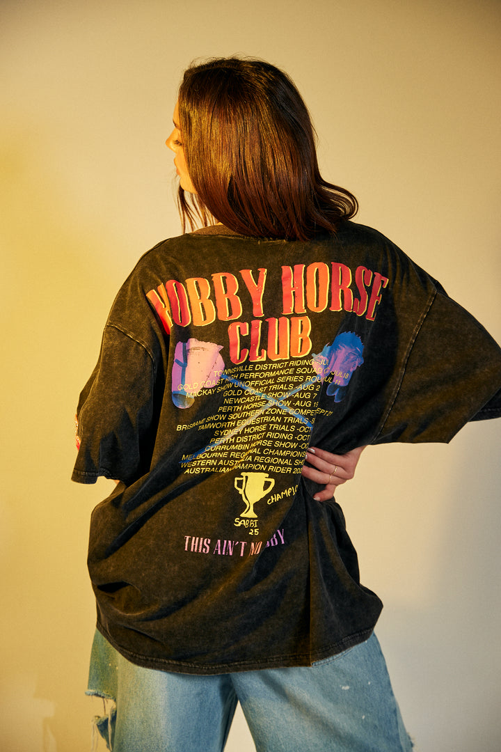 SHOWPONY TEE - BLACK ACID WASH