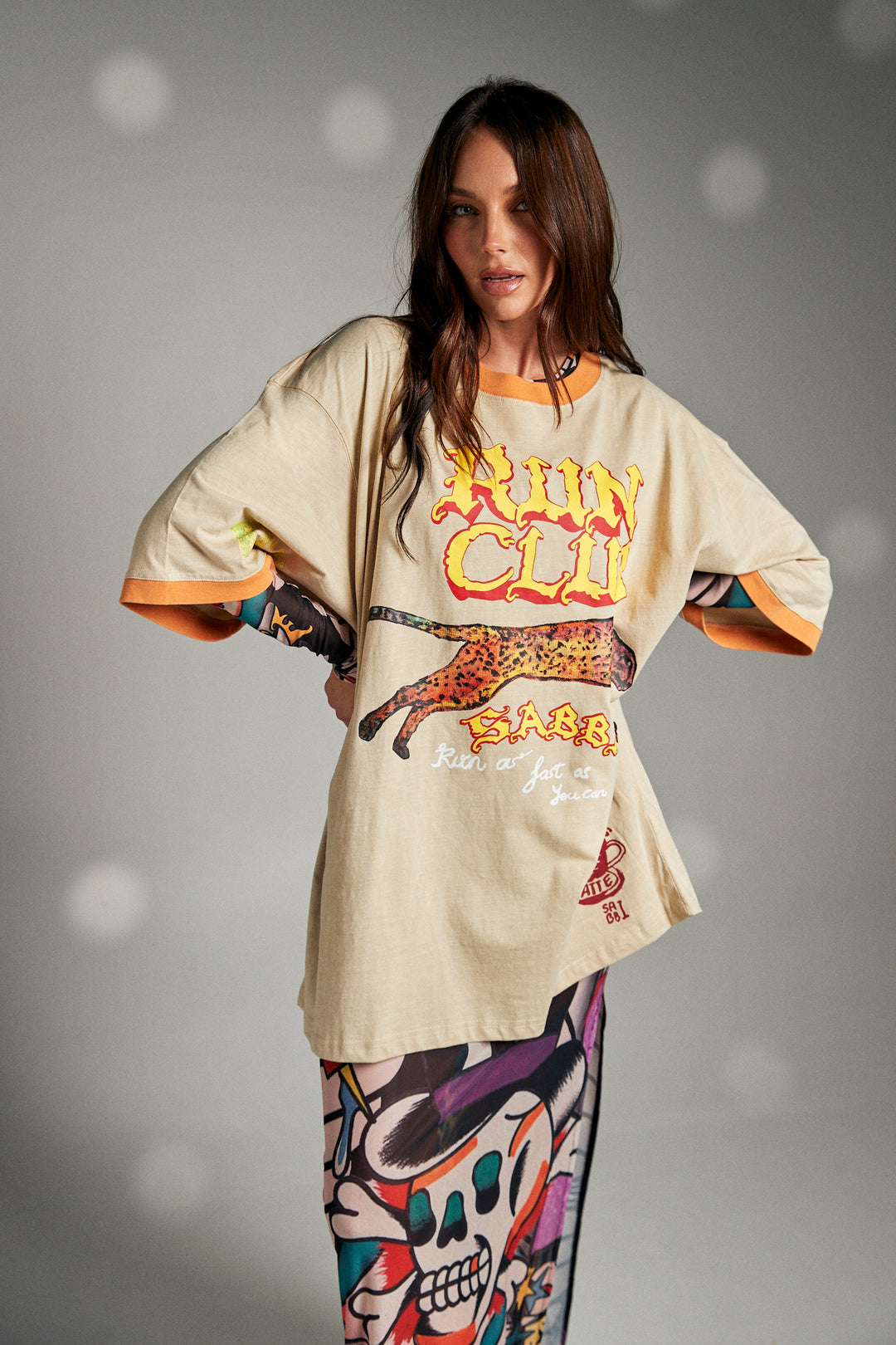 RUN CLUB TEE - SAND