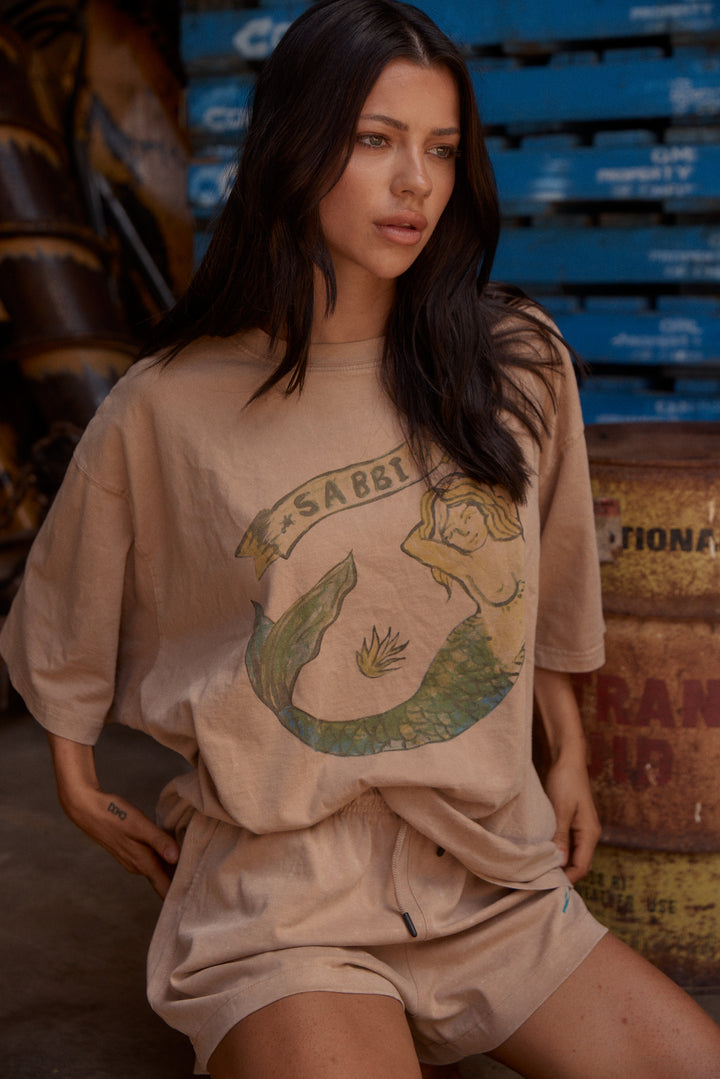 THE VERY OVERSIZED MERMAID TEE - LATTE