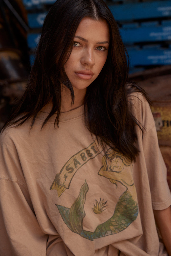 THE VERY OVERSIZED MERMAID TEE - LATTE