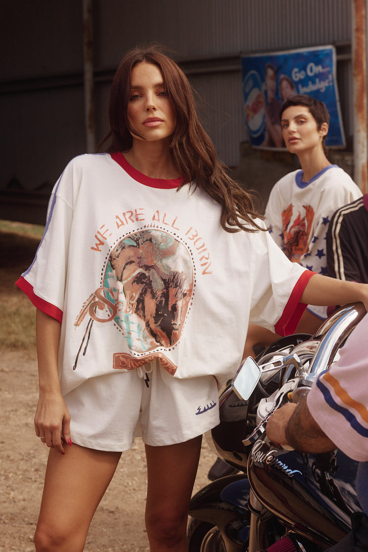THE VERY OVERSIZED SUPERSTARS TEE - RED/ BLUE