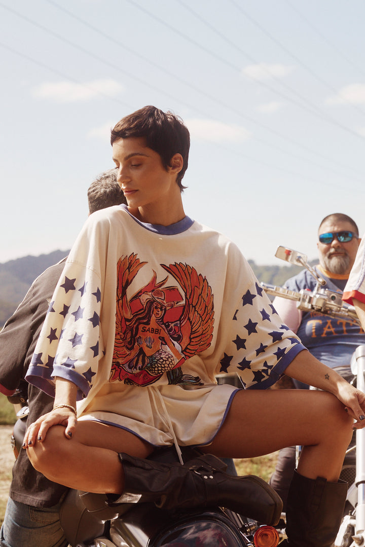 THE VERY OVERSIZED DREAM BIG BRENDA TEE - CREAM