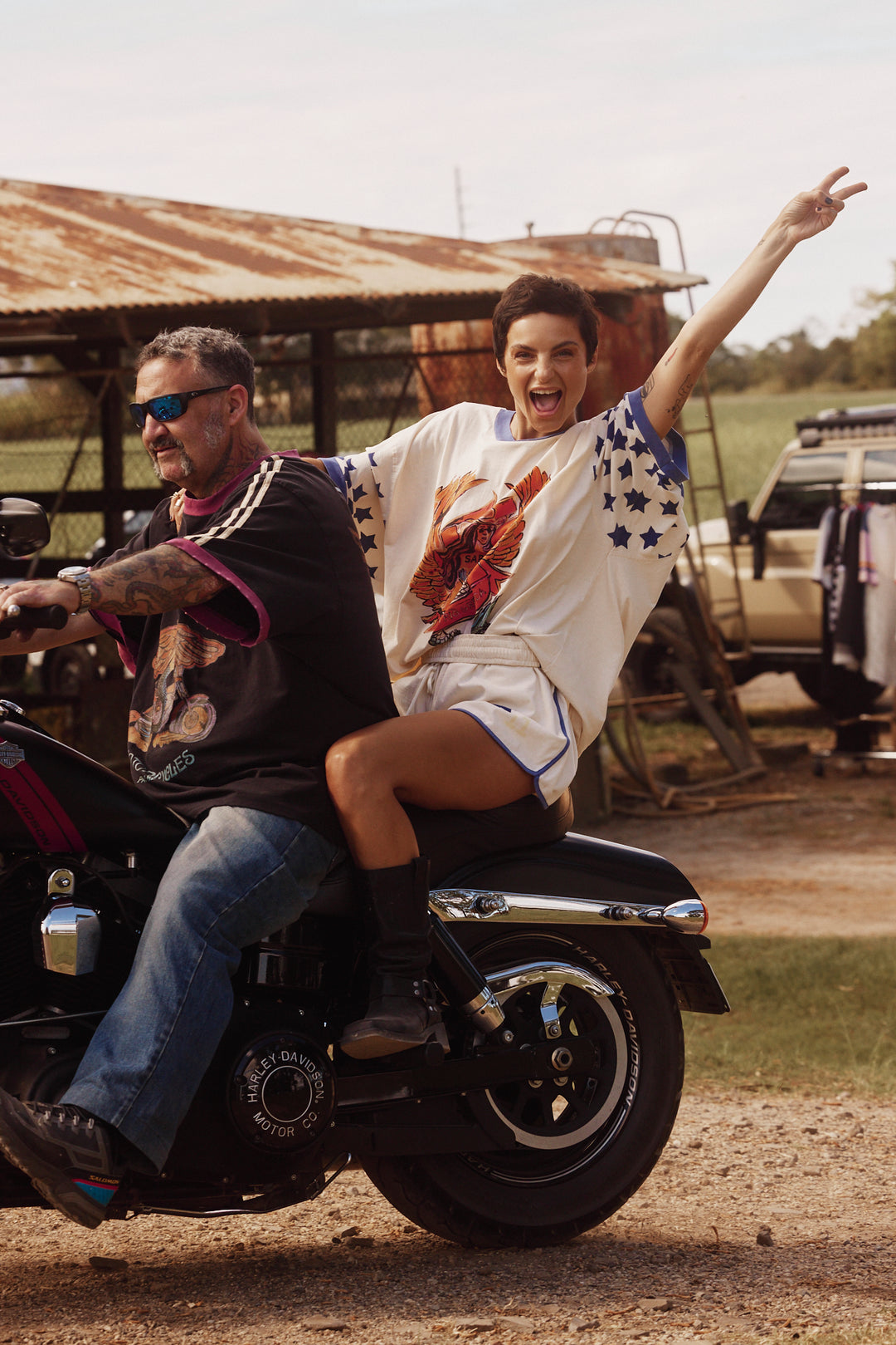 THE VERY OVERSIZED DREAM BIG BRENDA TEE - CREAM