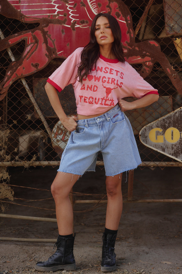 THE SUNSETS + COWGIRLS TEE - PINK