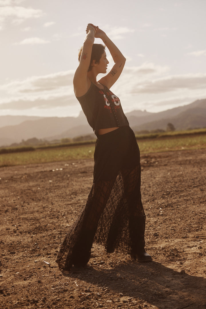 THE LACE SKIRT - BLACK