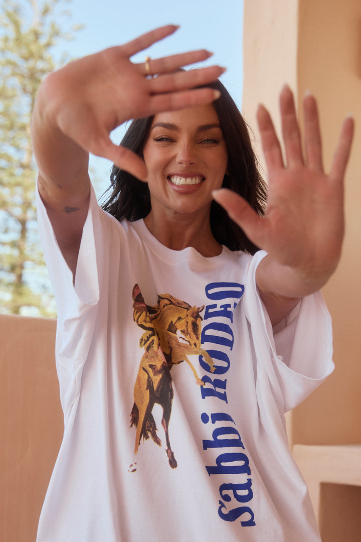 THE VERY OVERSIZED RODEO TEE  - WHITE