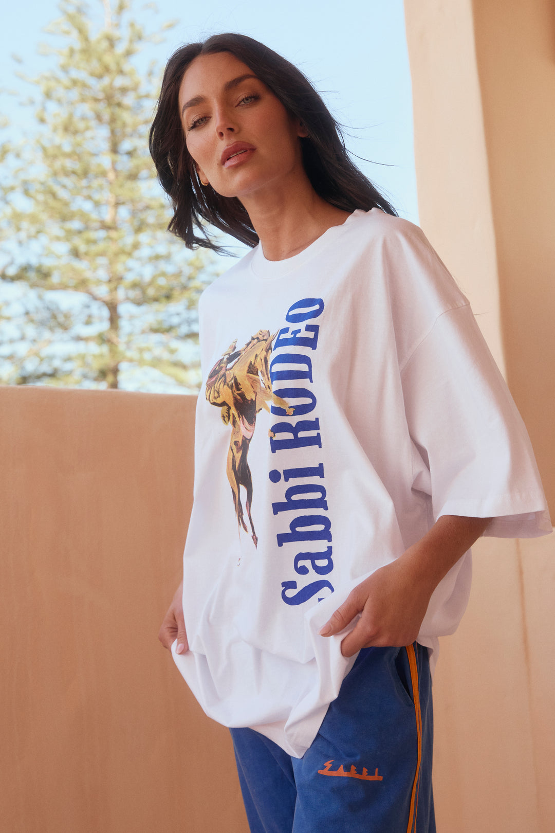 THE VERY OVERSIZED RODEO TEE  - WHITE