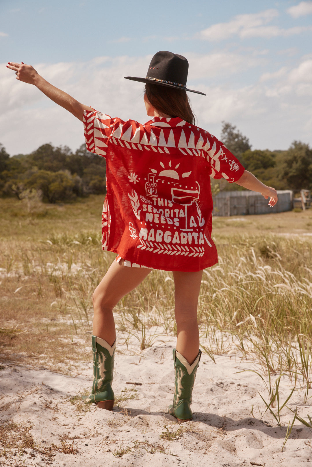 THE PATRON SHIRT - RED LINEN