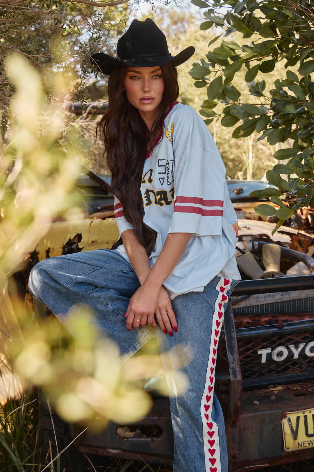 THE VERY OVERSIZED BORN ORIGINAL TEE - SKY
