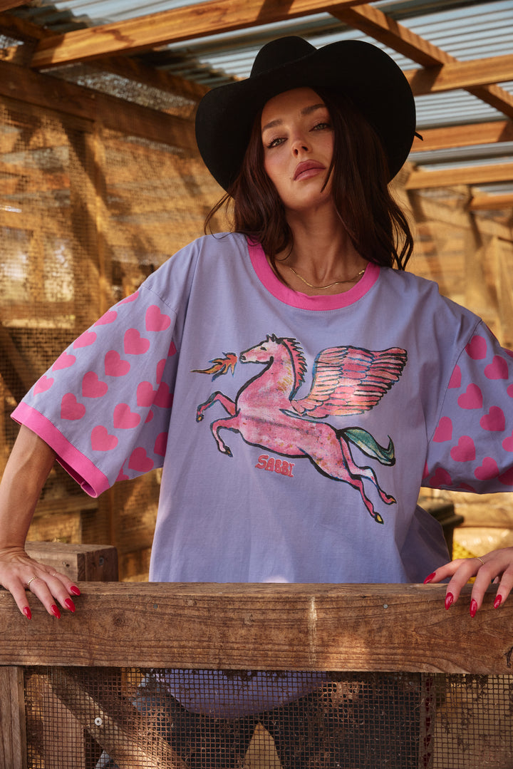 THE VERY OVERSIZED WORDS HAVE POWER PEGASUS TEE - LILAC