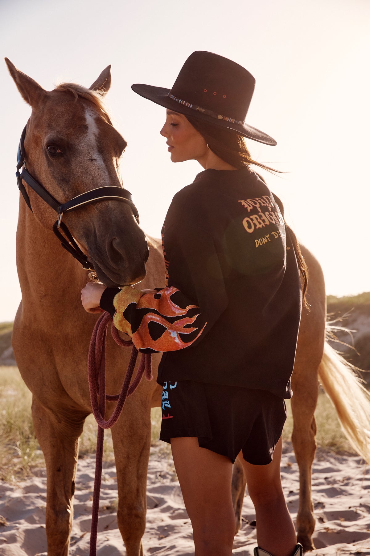 Sabbi | The Flaming Cowboy Diego Jumper - Black – SABBI