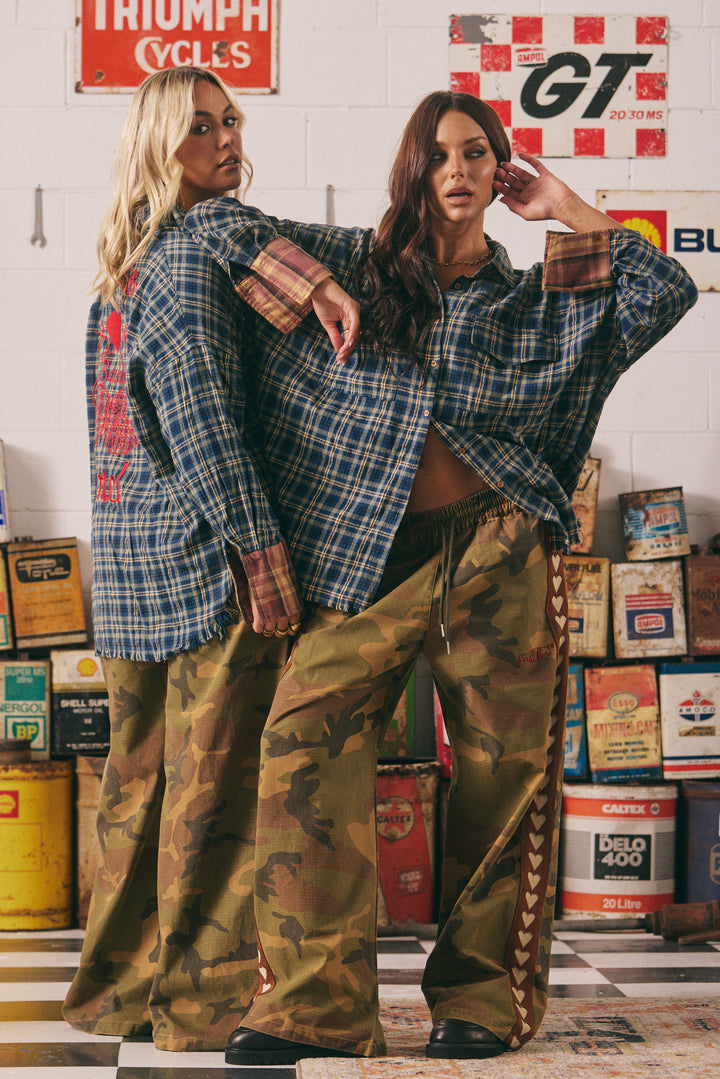 THE CANVAS HEART PANTS - CAMO