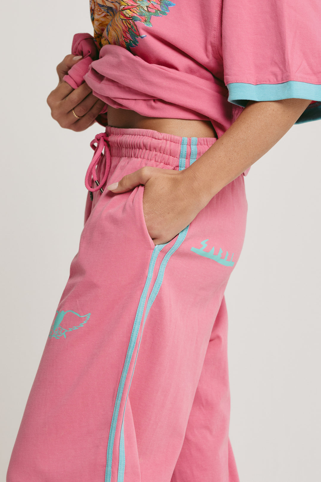 THE CARNIVALE CHIDO PANTS - PINK