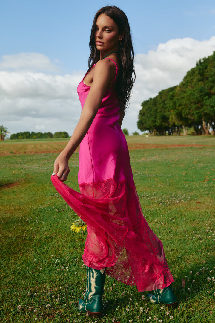 THE LACE MAXI DRESS - PINK