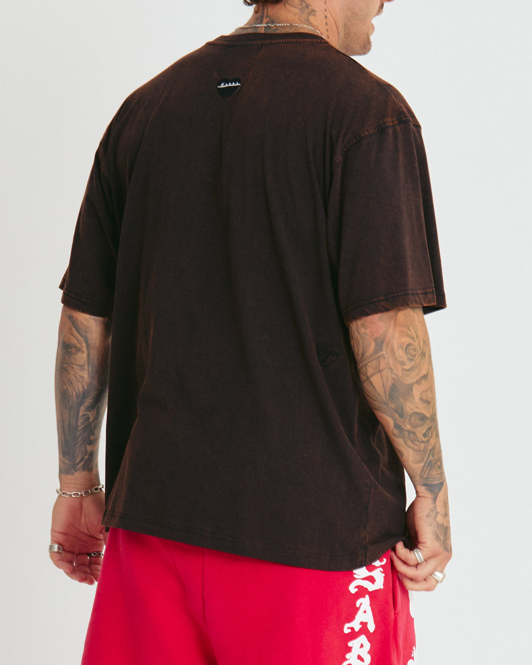 THE VERY OVERSIZED BASIC TEE - RUST BLACK