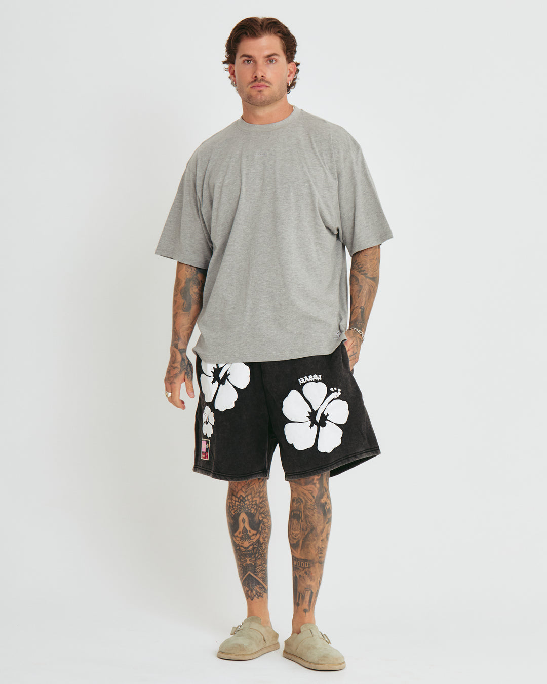 THE VERY OVERSIZED BASIC TEE - GREY