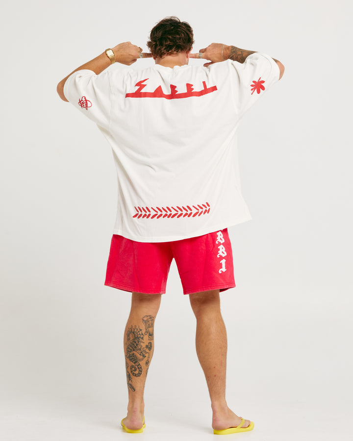 THE VERY OVERSIZED MARGIE TEE - MARSHMALLOW / RED